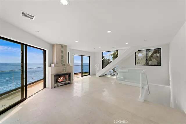 $29,500 | 715 Ocean Front, Laguna Beach, CA 92651