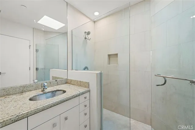 $29,500 | 715 Ocean Front, Laguna Beach, CA 92651