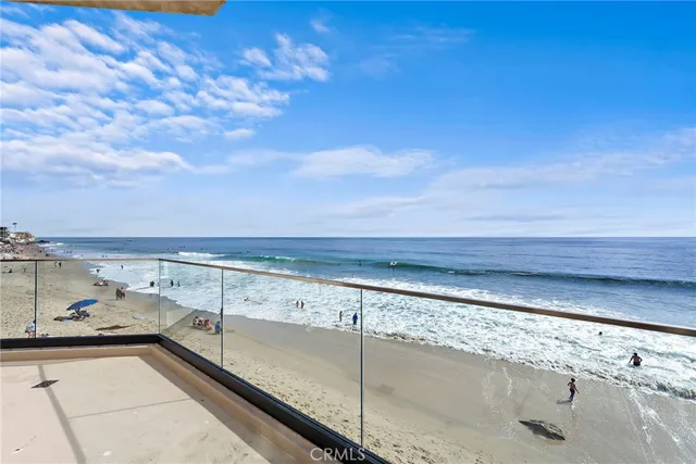 $29,500 | 715 Ocean Front, Laguna Beach, CA 92651