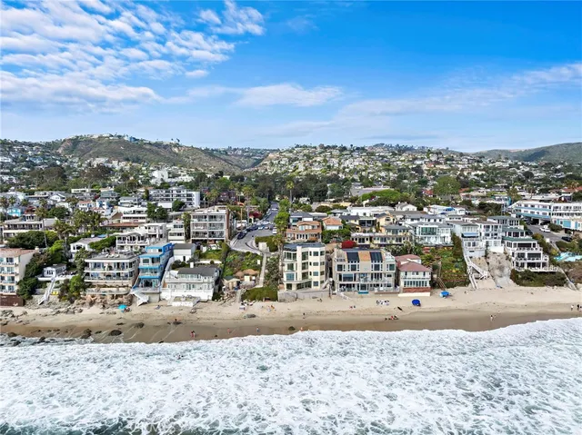 $29,500 | 715 Ocean Front, Laguna Beach, CA 92651