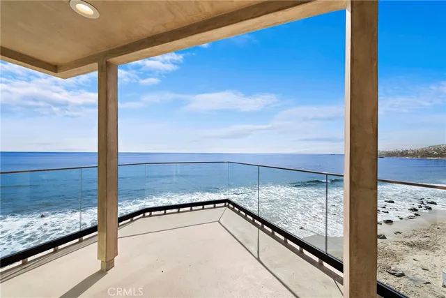 $29,500 | 715 Ocean Front, Laguna Beach, CA 92651