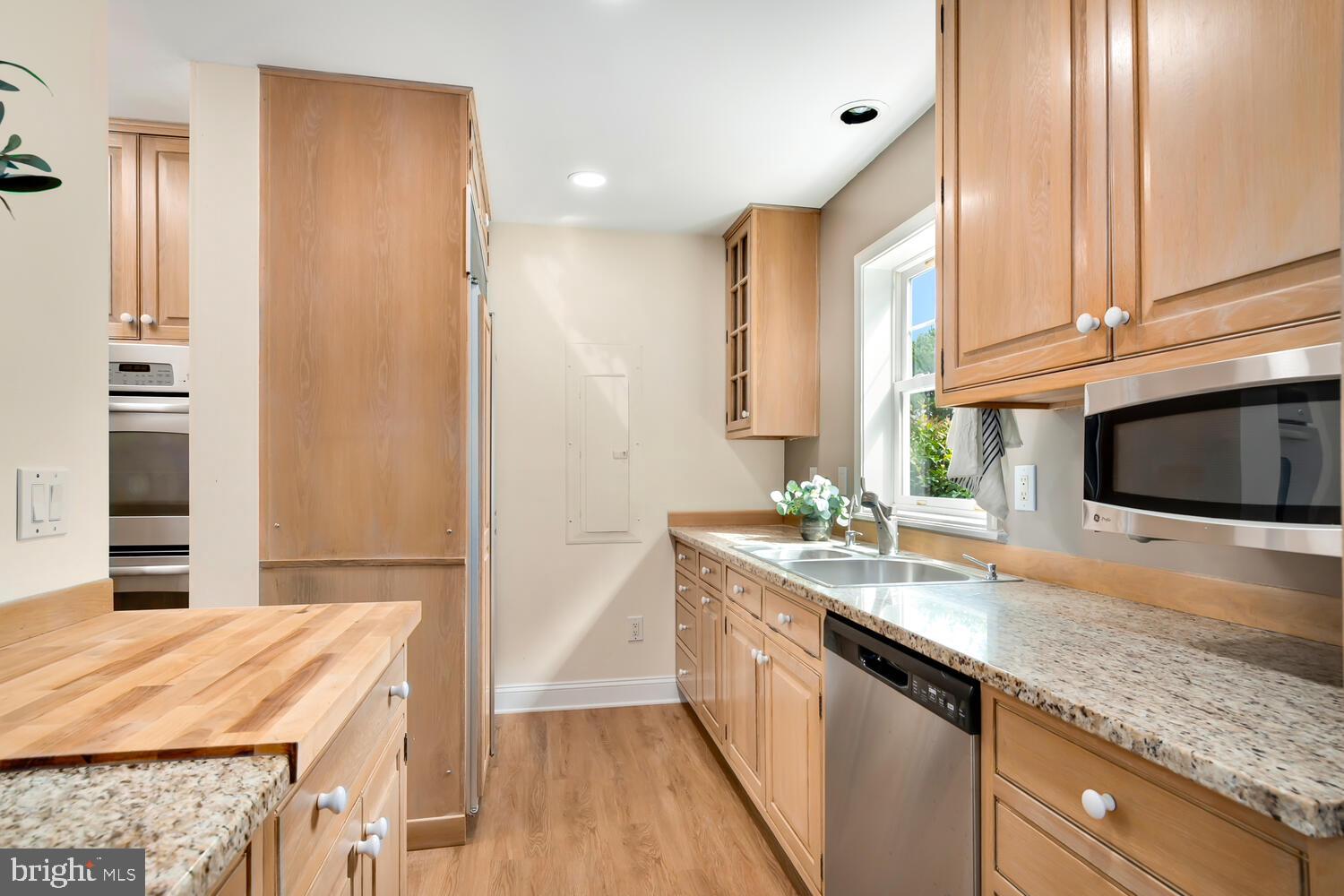 6957 Bellevue Road Royal Oak, MD 21662 - Photo 14 of 47 KITCHEN