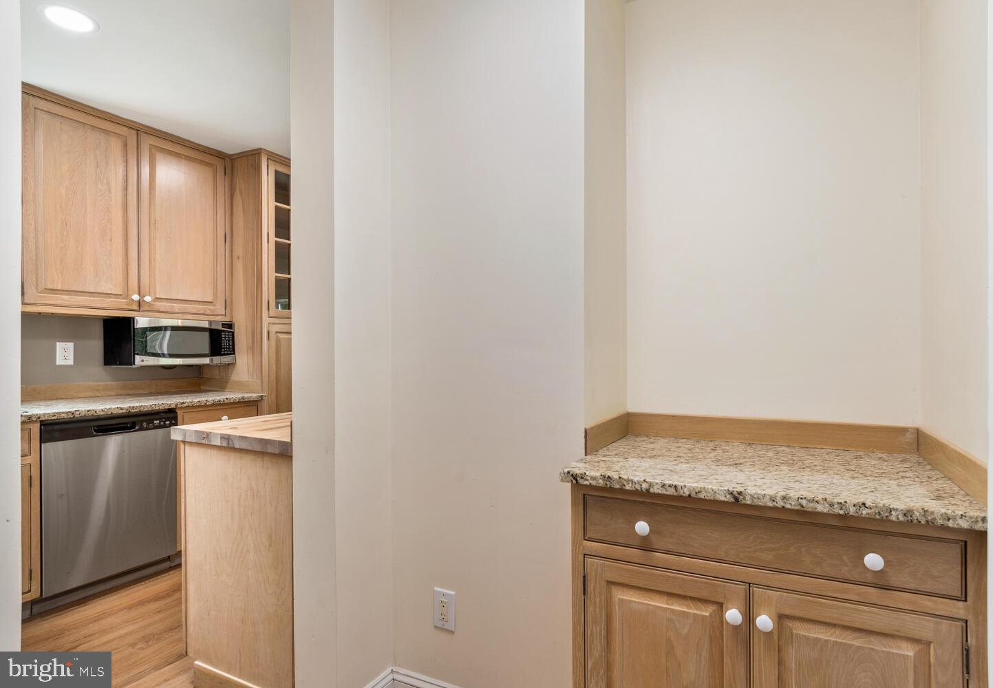 6957 Bellevue Road Royal Oak, MD 21662 - Photo 18 of 47 FROM PANTRY