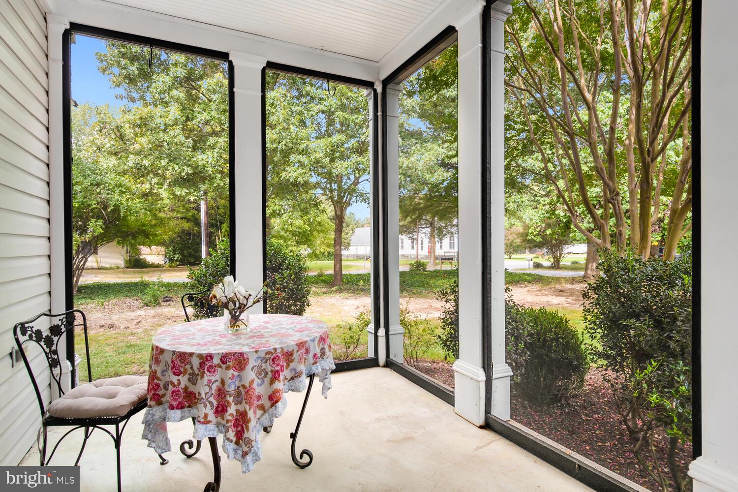 6957 Bellevue Road Royal Oak, MD 21662 - Photo 19 of 47 SCREENED PORCH