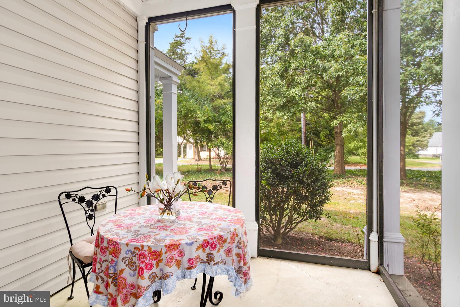 6957 Bellevue Road Royal Oak, MD 21662 - Photo 20 of 47 SCREENED PORCH
