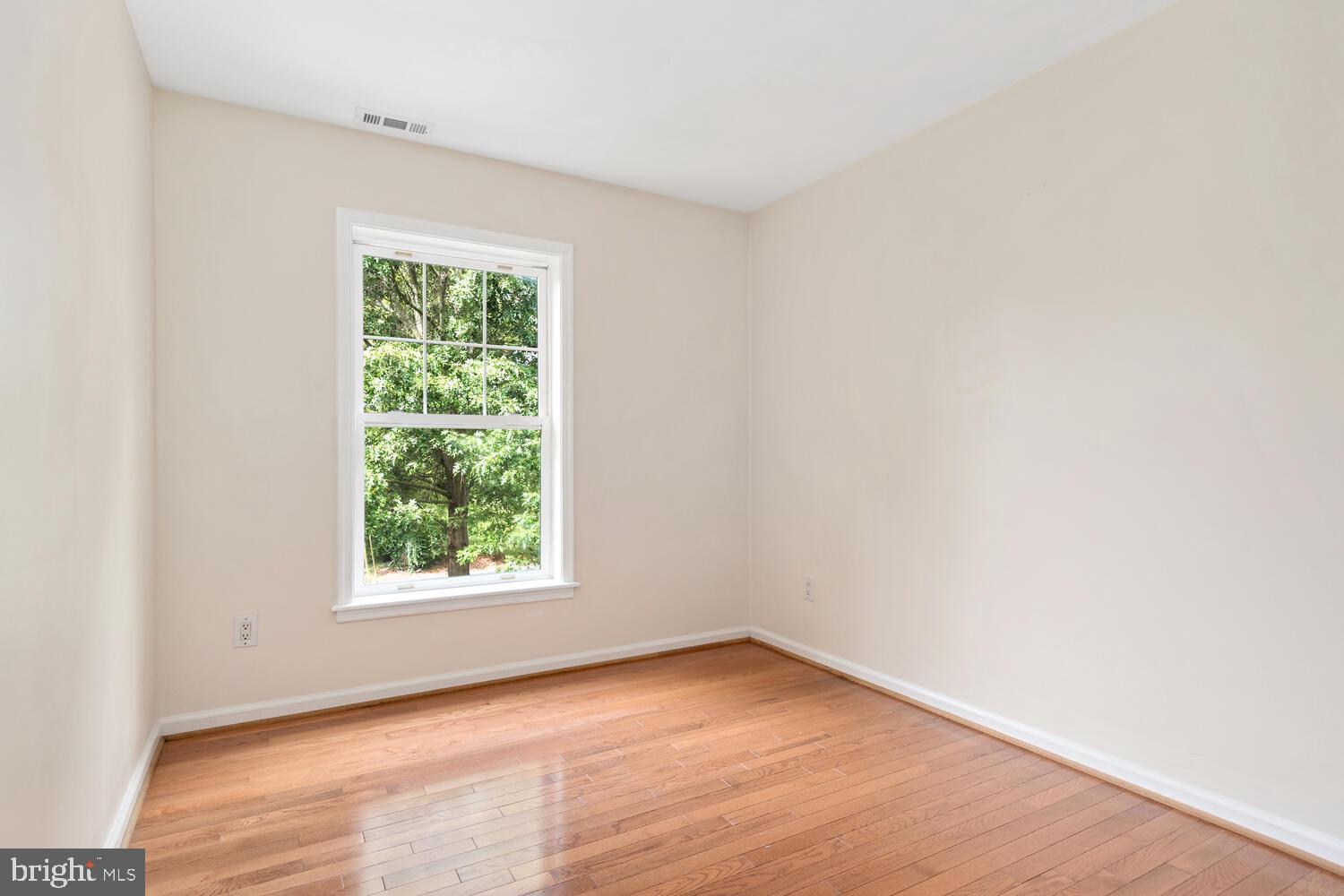 6957 Bellevue Road Royal Oak, MD 21662 - Photo 37 of 47 BEDROOM THREE