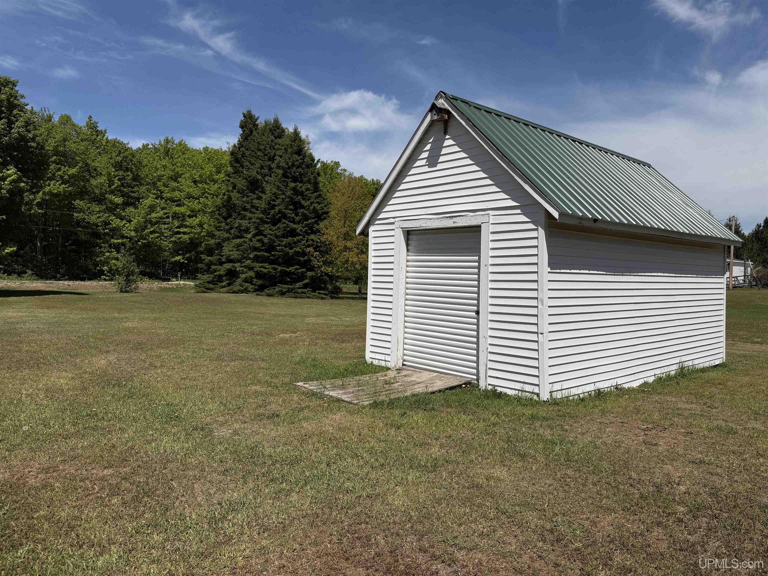 E12437 Olson Road Shingleton, MI 49884 - Photo 31 of 33