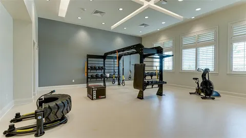 a view of a tennis court