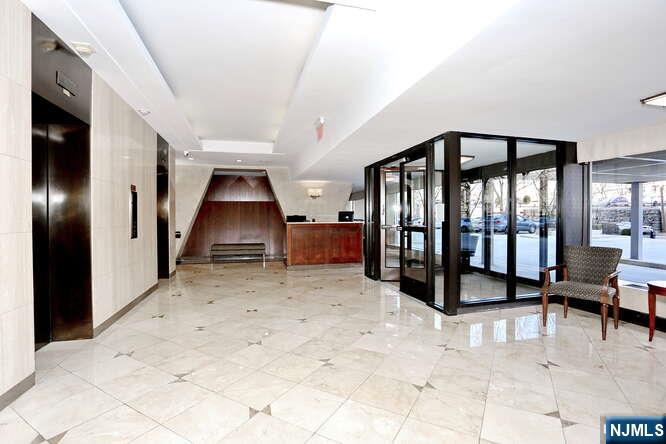 4 Horizon Road, Unit 1027 Fort Lee, NJ 07024 - Photo 37 of 38