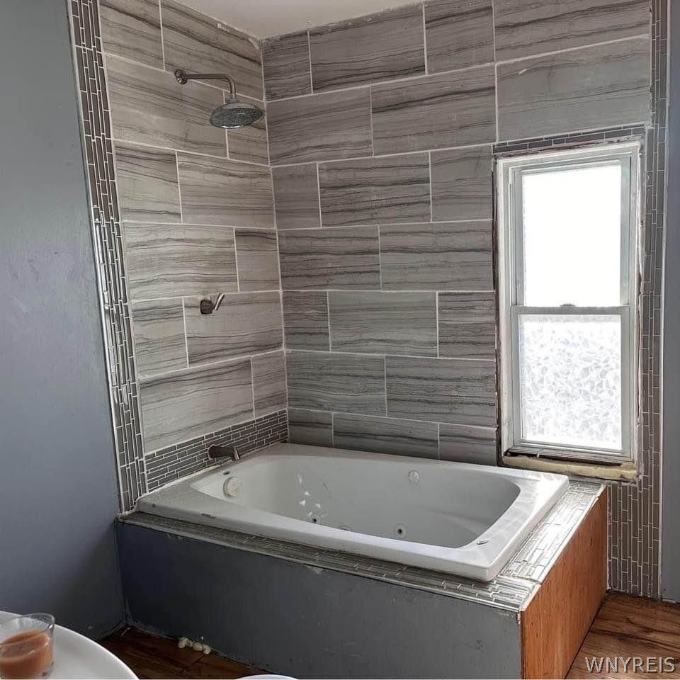 995 Exchange Street Buffalo, NY 14210 - Photo 5 of 6