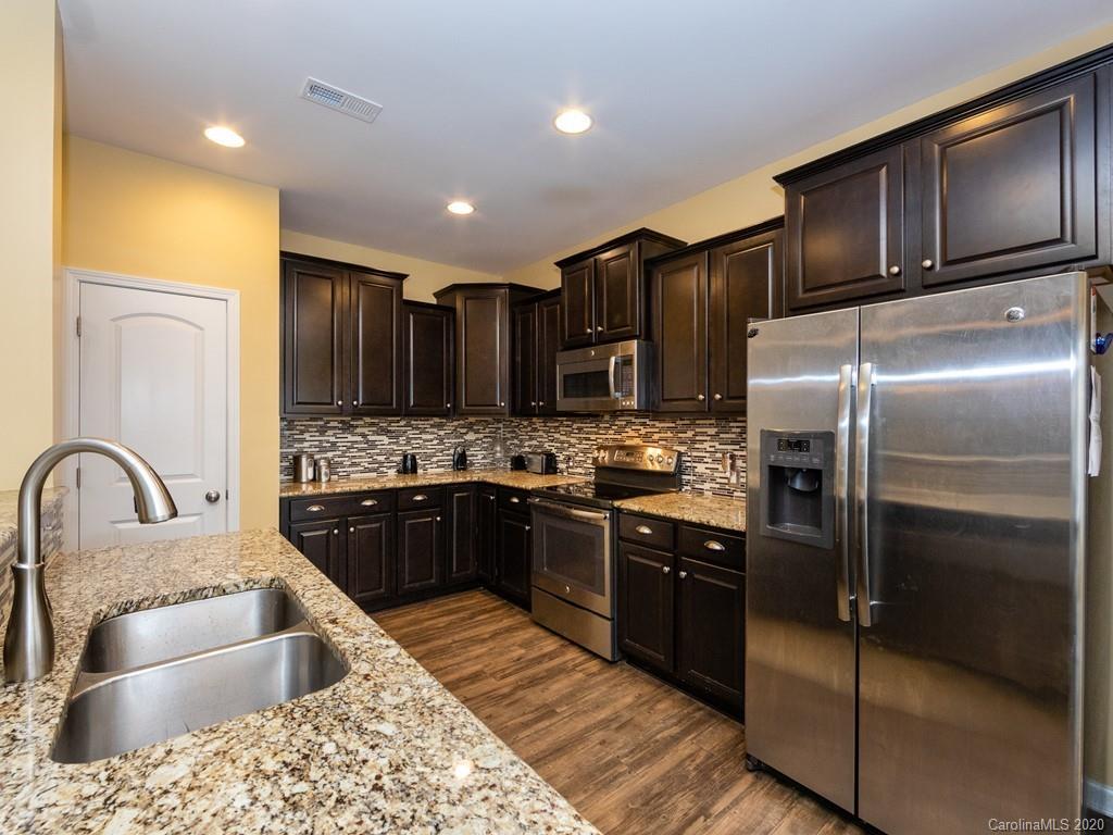 6512 Bluegill Road Charlotte, NC 28216 - Photo 25 of 47 Gallery Image 25