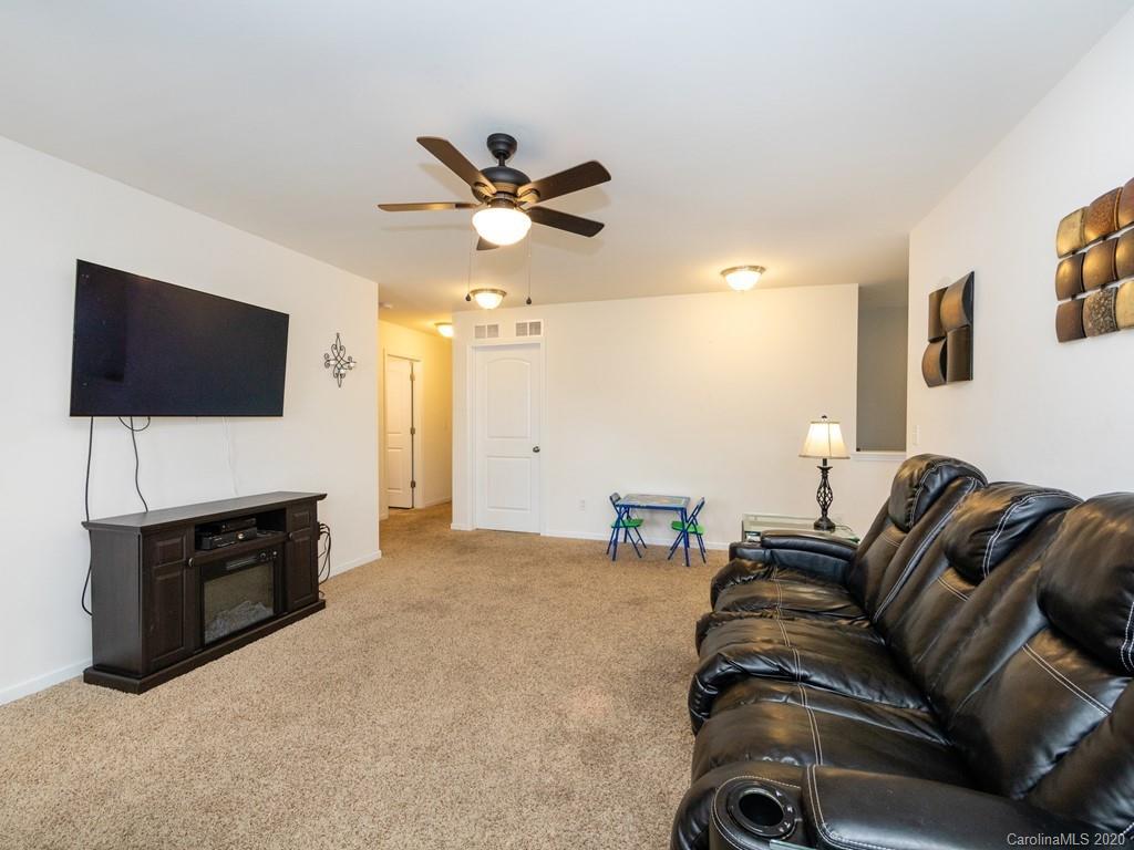 6512 Bluegill Road Charlotte, NC 28216 - Photo 34 of 47 Gallery Image 34