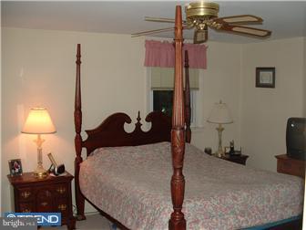 606 Marshall Road Brookhaven, PA 19015 - Photo 7 of 9 Gallery Image 7