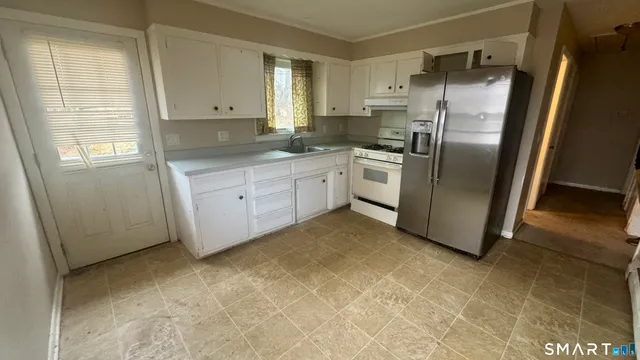 $679,000 | 4 Truman Court, Norwalk, CT 06854