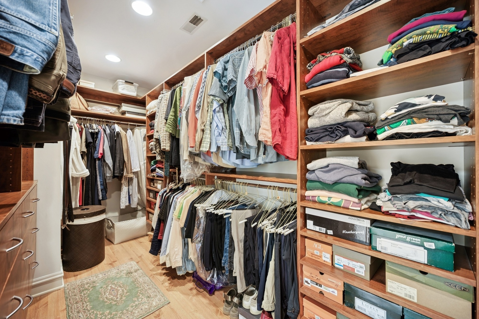 1054 Seneca Road Wilmette, IL 60091 - Photo 26 of 49 Gallery Image 26