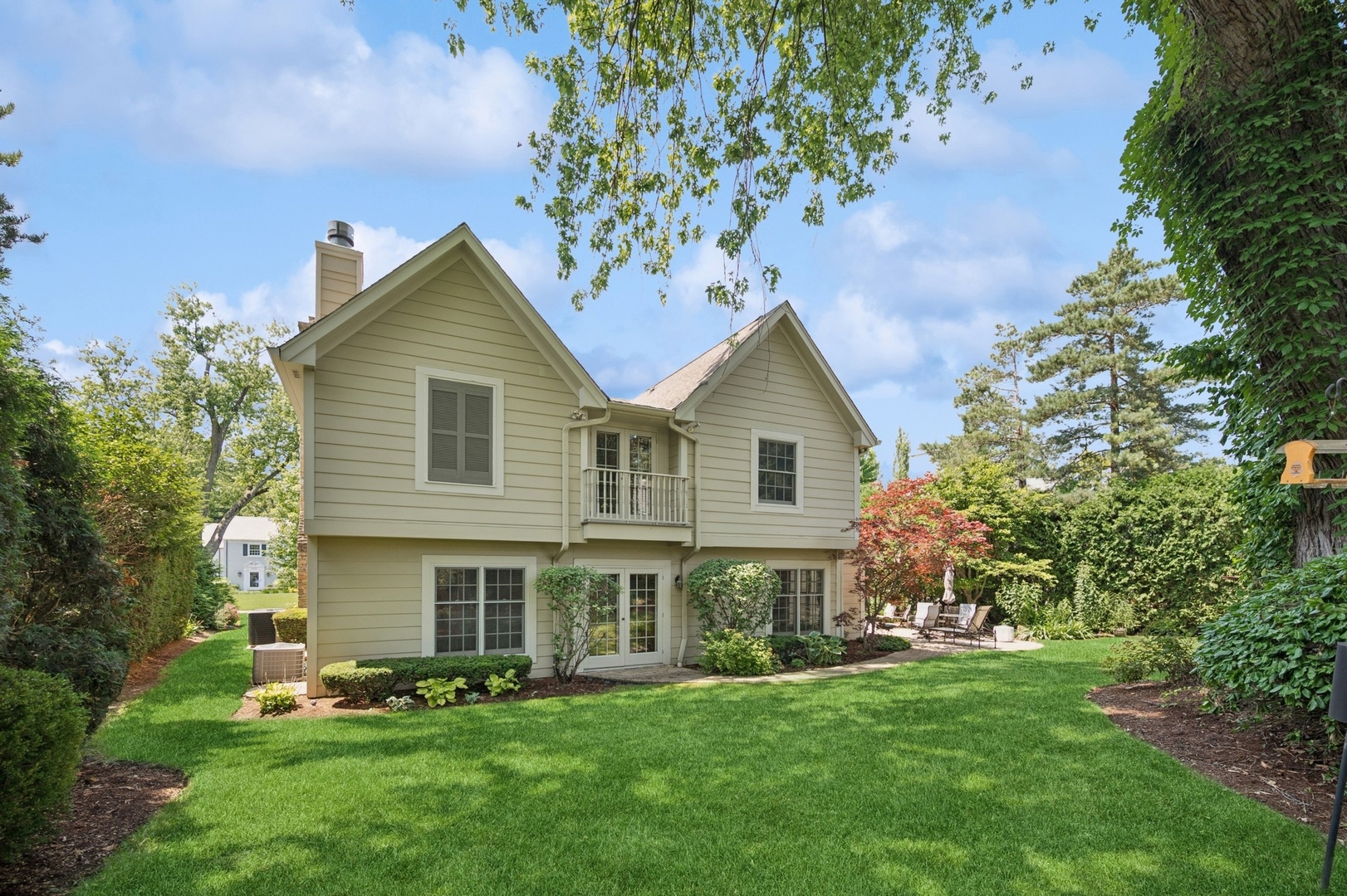 1054 Seneca Road Wilmette, IL 60091 - Photo 41 of 49 Gallery Image 41