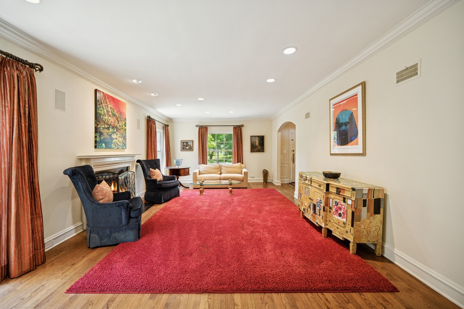 1054 Seneca Road Wilmette, IL 60091 - Photo 5 of 49 Gallery Image 5