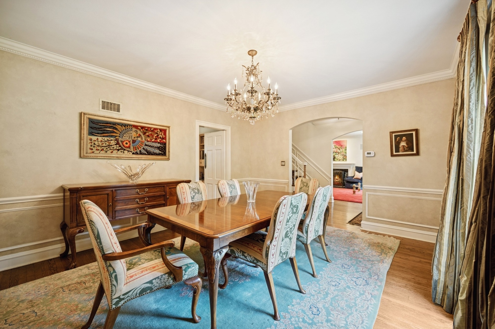 1054 Seneca Road Wilmette, IL 60091 - Photo 8 of 49 Gallery Image 8