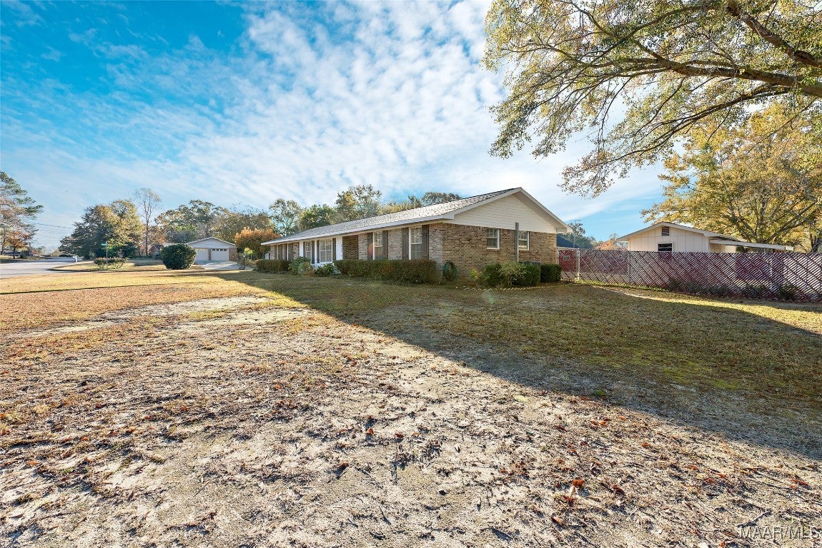 1902 Adrian Road Dothan, AL 36303 - Photo 22 of 27 Gallery Image 22
