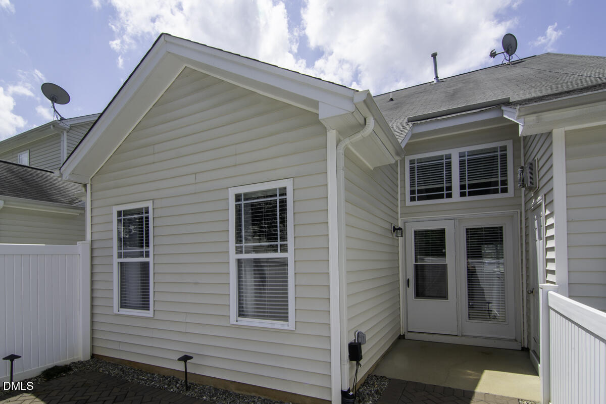 2503 Asher View Court Raleigh, NC 27606 - Photo 19 of 19 2503 Asher View Ct_www.scalaphotography.