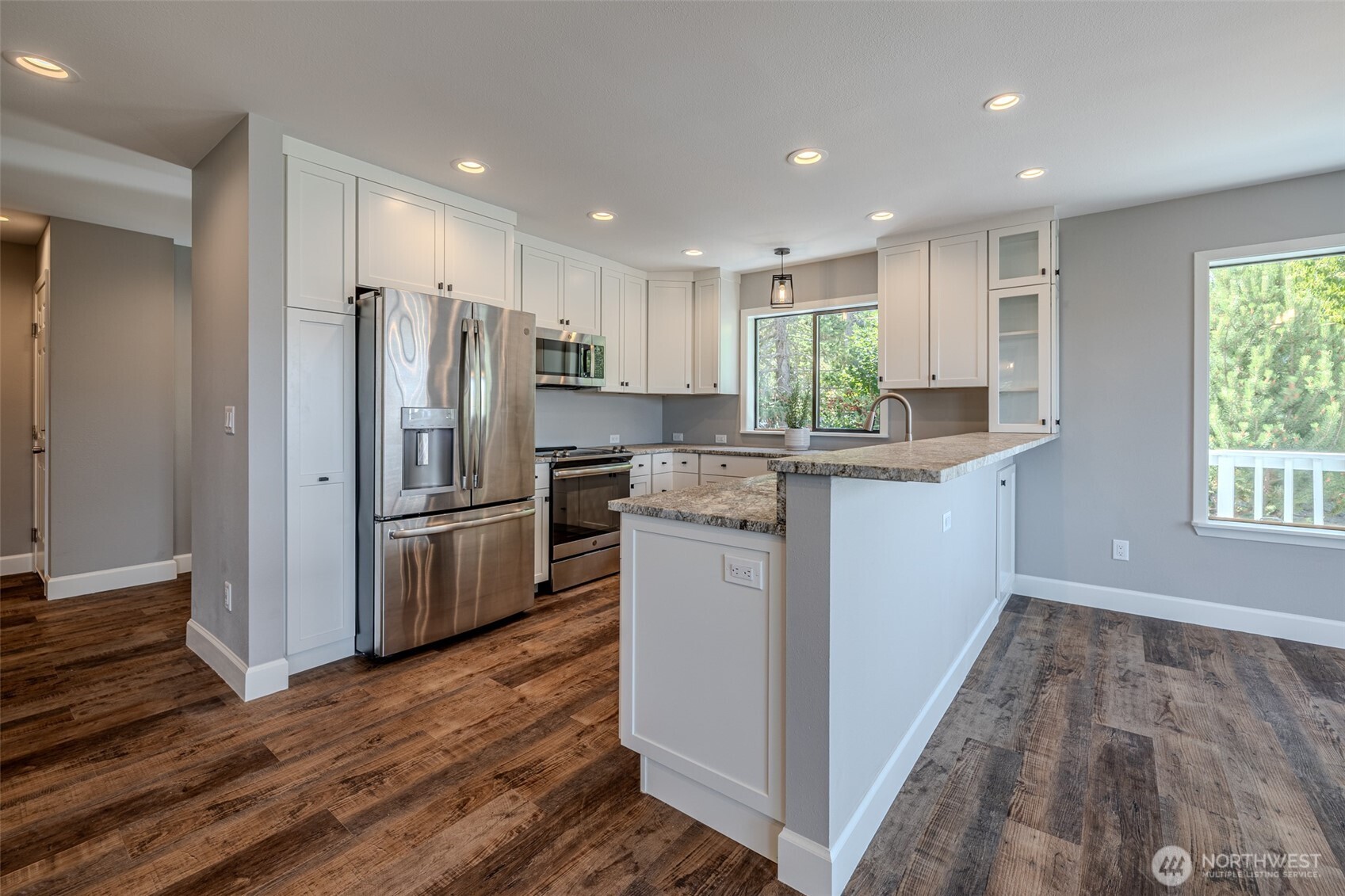 4124 Lakeview Place Chelan, WA 98816 - Photo 7 of 40