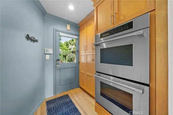 $1,775,000 | 5035 Greenbush Avenue, Sherman Oaks, CA 91423