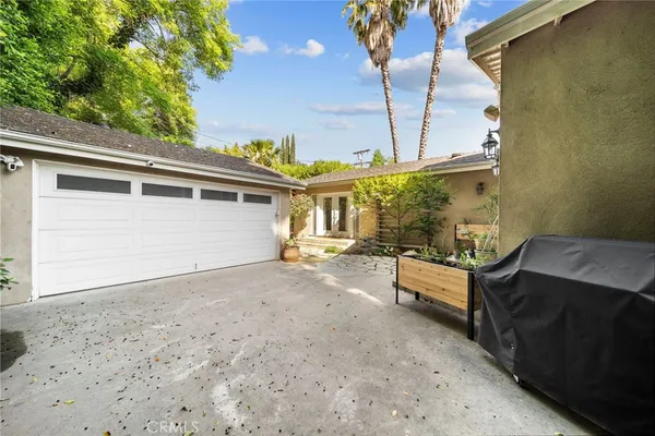 $1,775,000 | 5035 Greenbush Avenue, Sherman Oaks, CA 91423