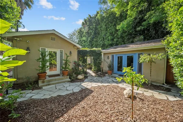 $1,775,000 | 5035 Greenbush Avenue, Sherman Oaks, CA 91423