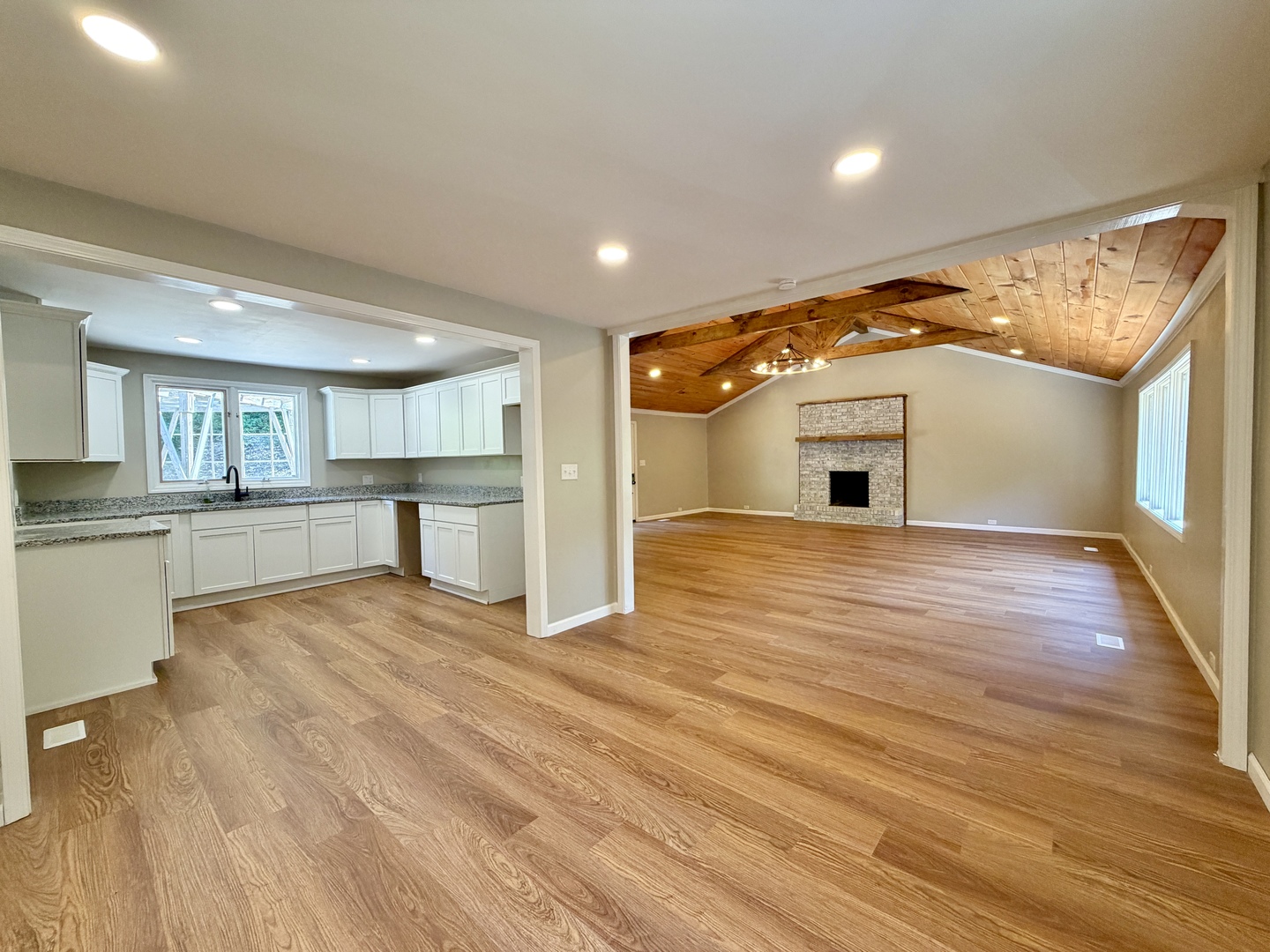 378 Contentment Road Makanda, IL 62958 - Photo 16 of 58 Gallery Image 16