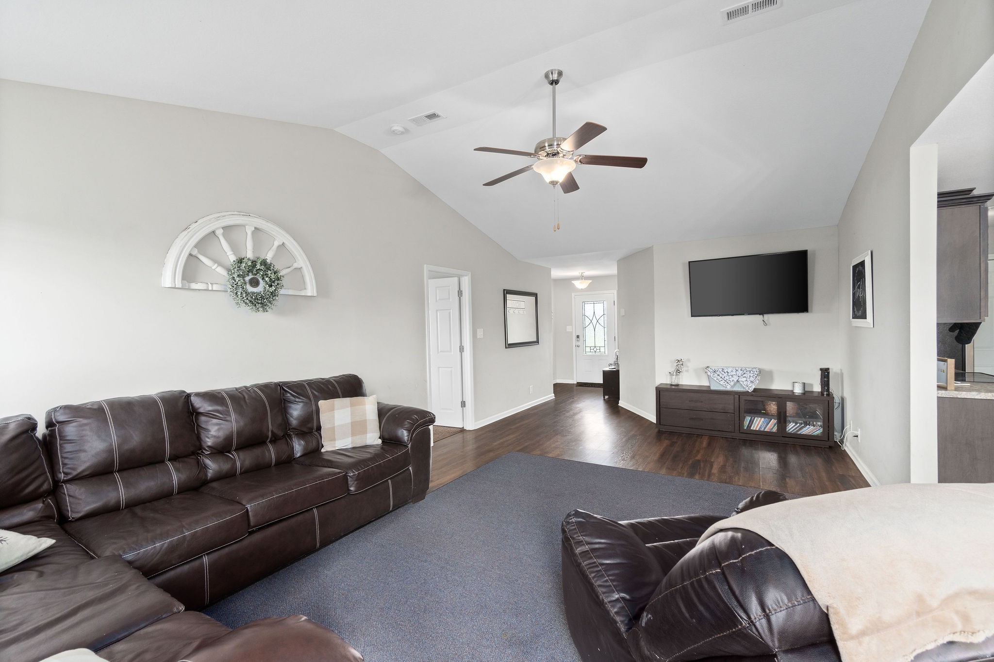 923 Hugh Hunter Road Oak Grove, KY 42262 - Photo 5 of 8 Gallery Image 5
