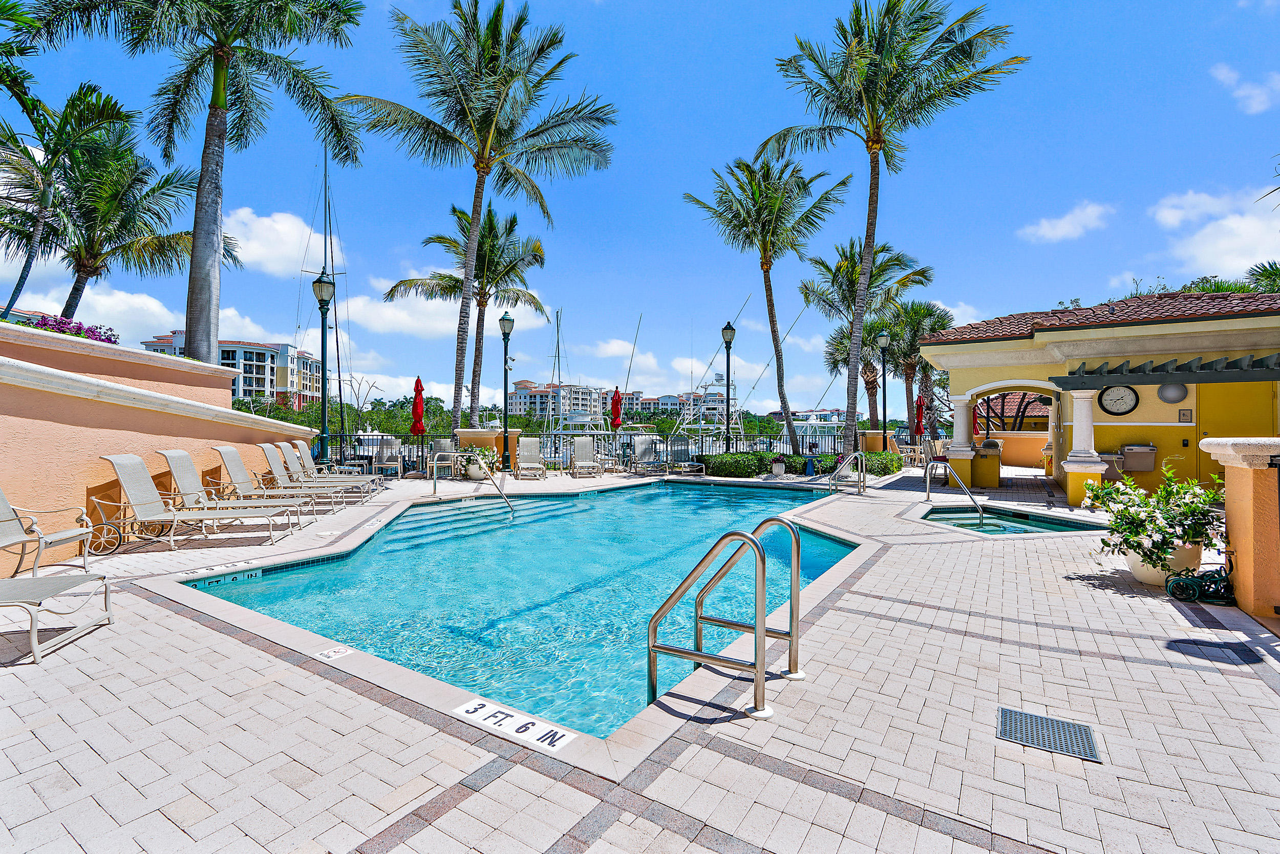 340 Highway 1, Unit 206 Jupiter, FL 33477 - Photo 21 of 23 340 S US Highway 1 #206-19