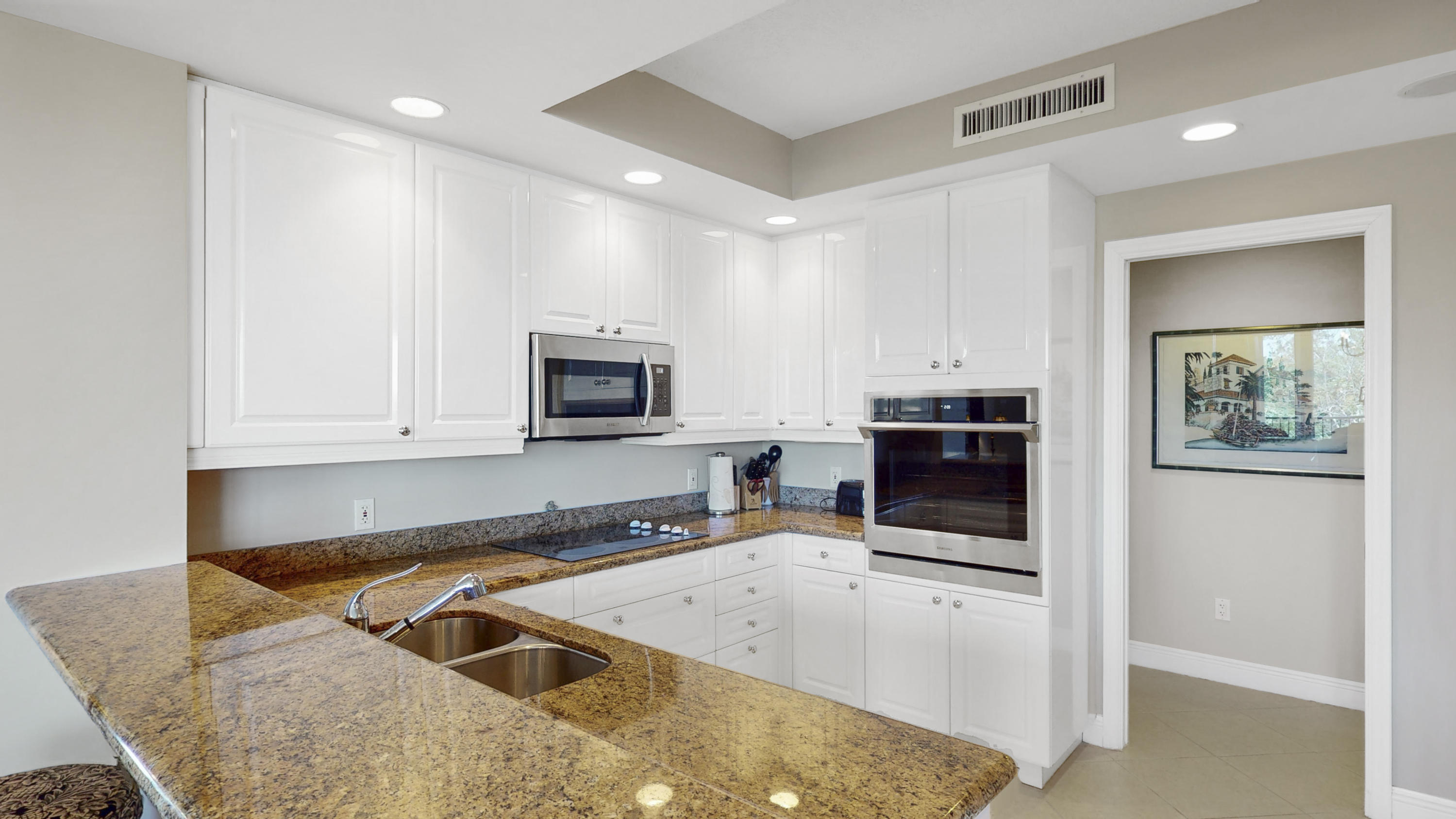 340 Highway 1, Unit 206 Jupiter, FL 33477 - Photo 6 of 23 340 S US Highway 1 206 Jupiter Yacht Clu