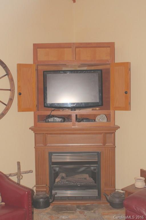 687 Moss Road Rutherfordton, NC 28139 - Photo 8 of 23