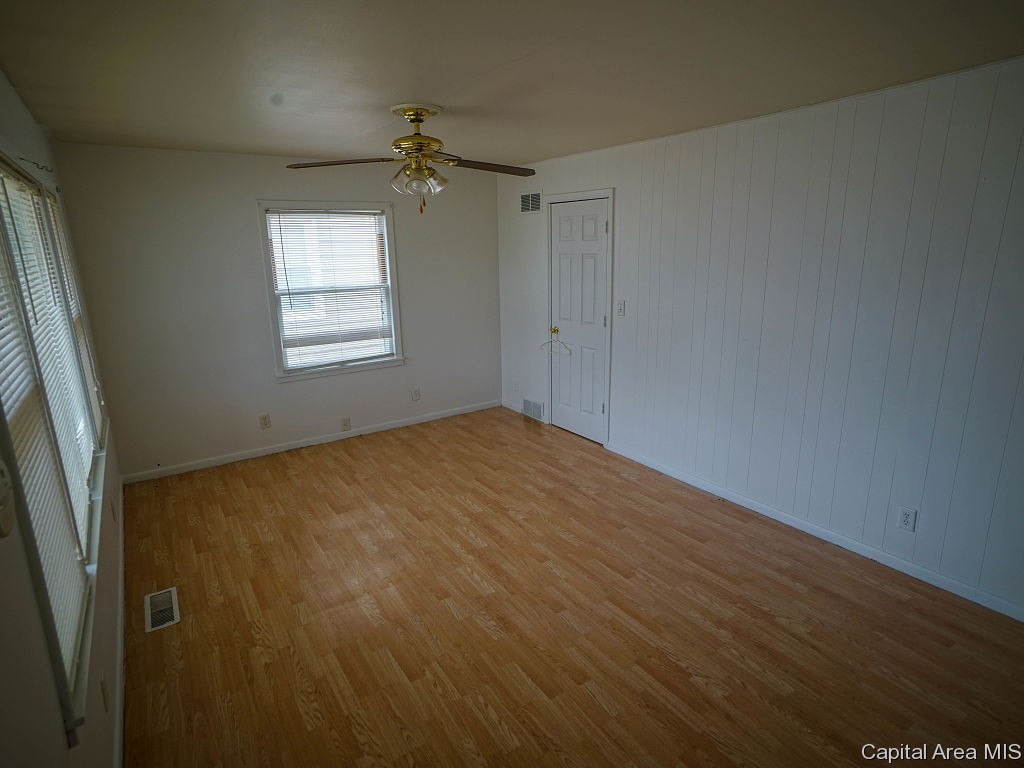 1637 North 19th Street Springfield, IL 62702 - Photo 5 of 9