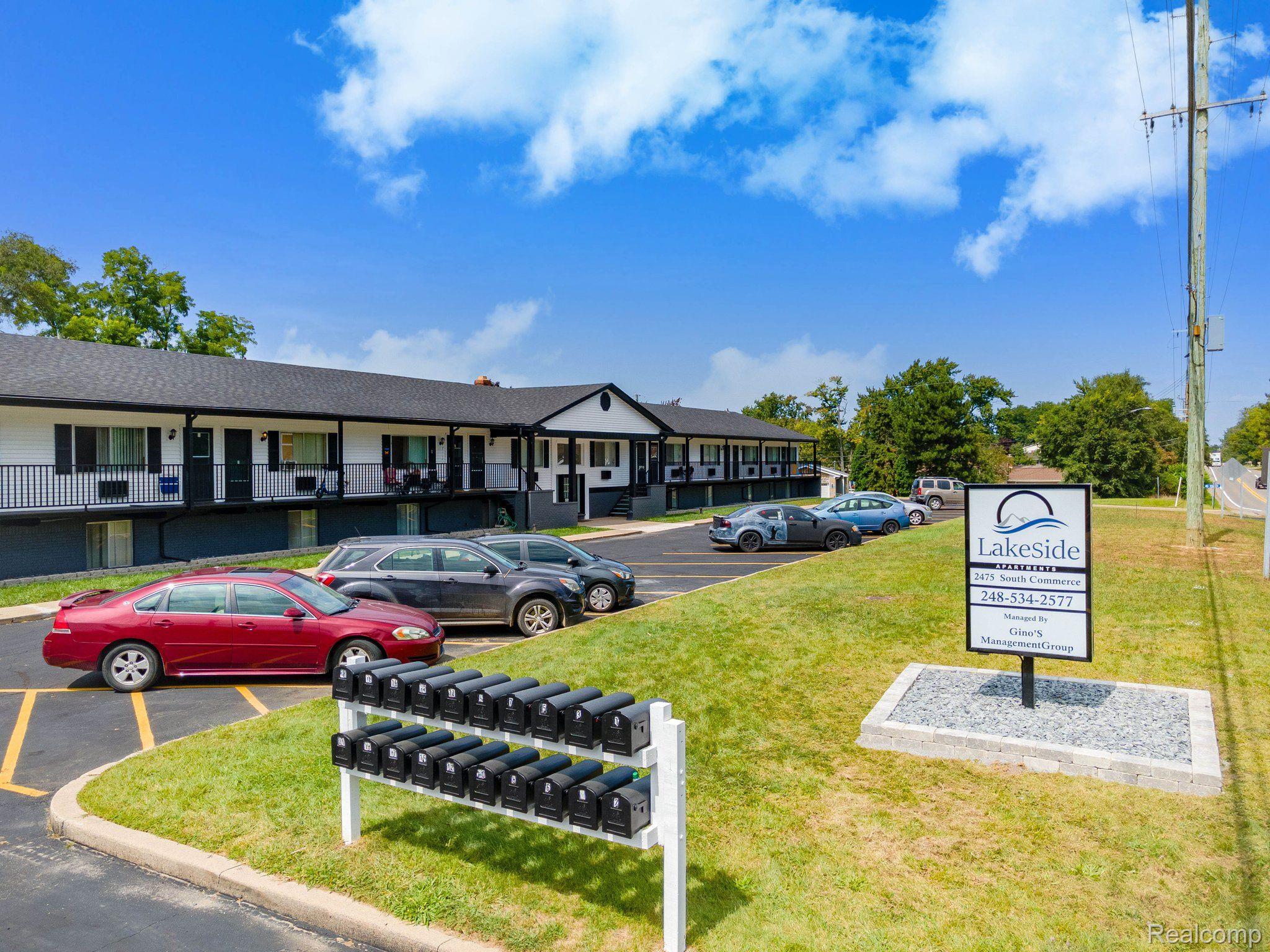 2475 South Commerce Road, Unit 5 Walled Lake, MI 48390 - Photo 8 of 37