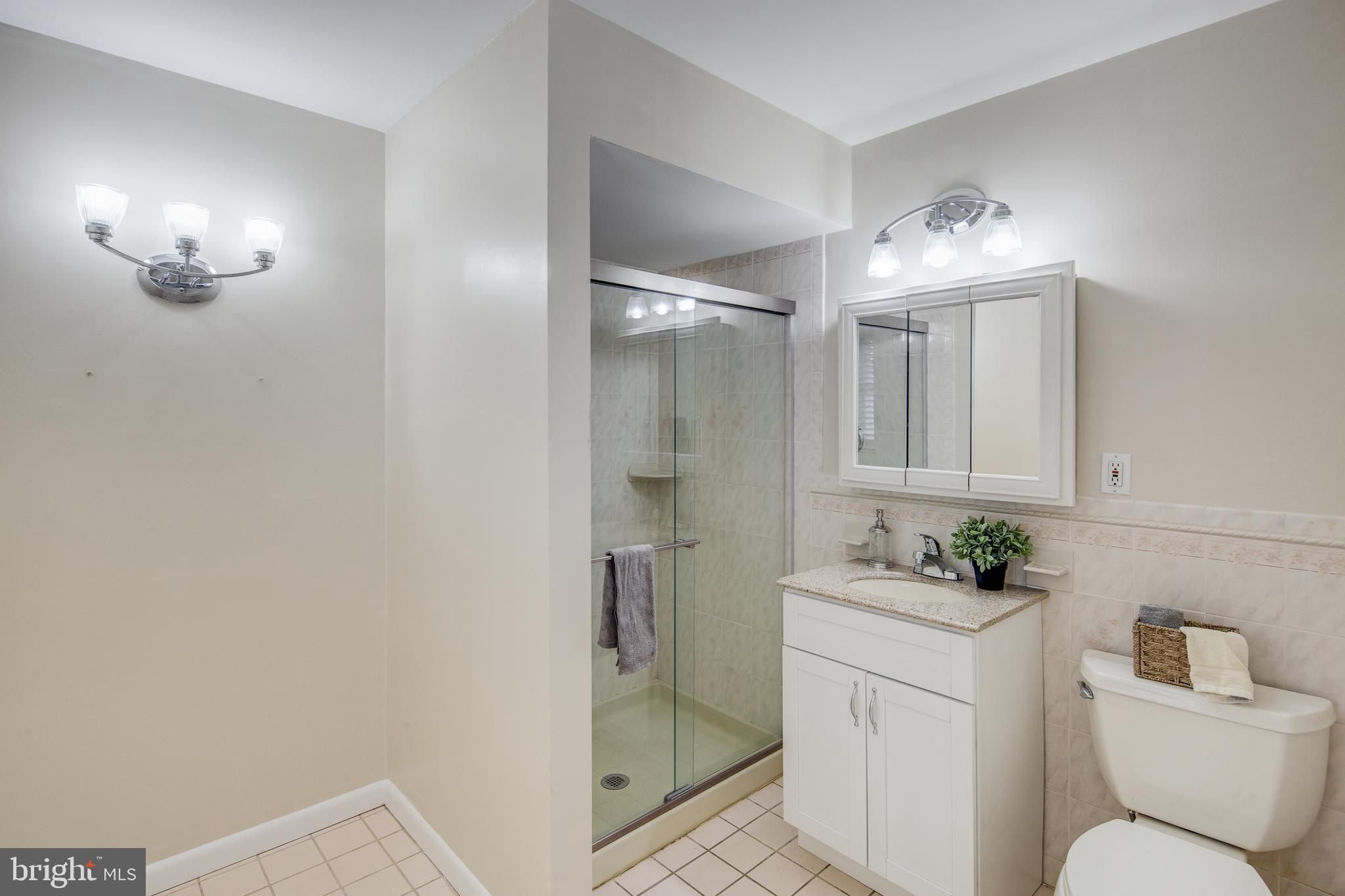 105 Antietam Road Cherry Hill, NJ 08034 - Photo 19 of 27 Gallery Image 19