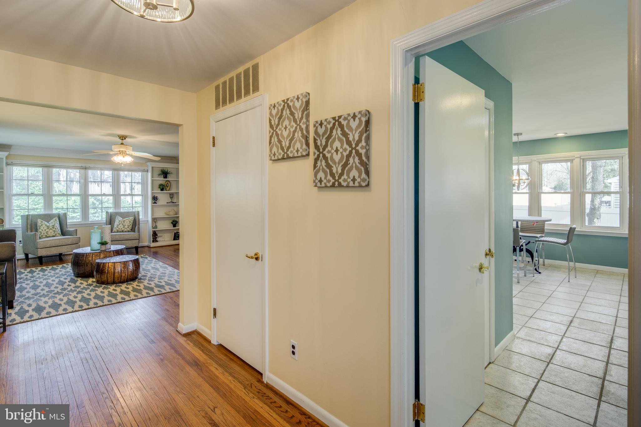 105 Antietam Road Cherry Hill, NJ 08034 - Photo 3 of 27 Gallery Image 3