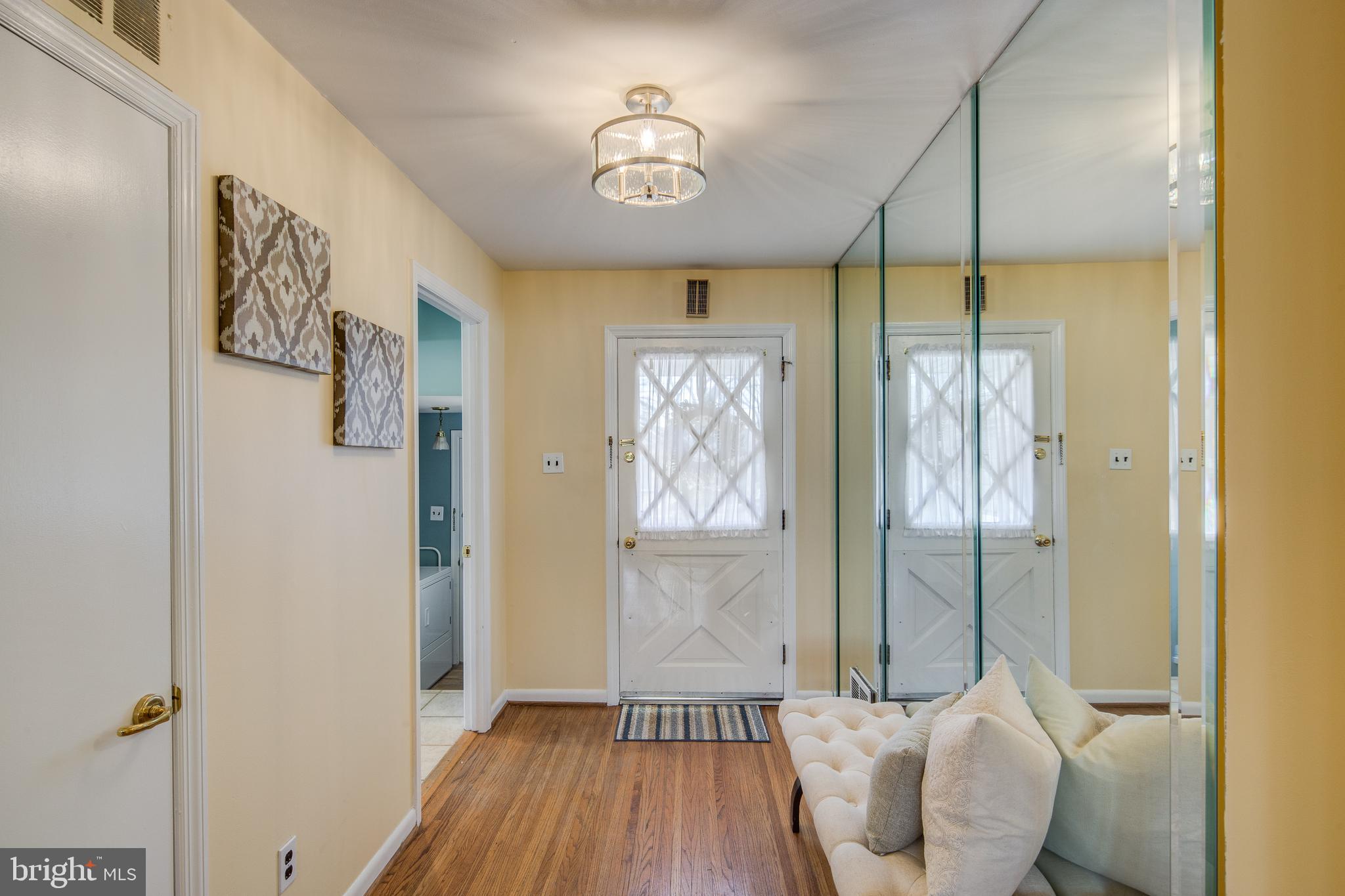 105 Antietam Road Cherry Hill, NJ 08034 - Photo 4 of 27 Gallery Image 4