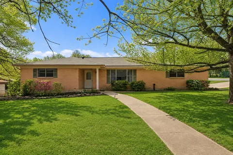 $459,000 | 1001 East Applegate Drive, Austin, TX 78753