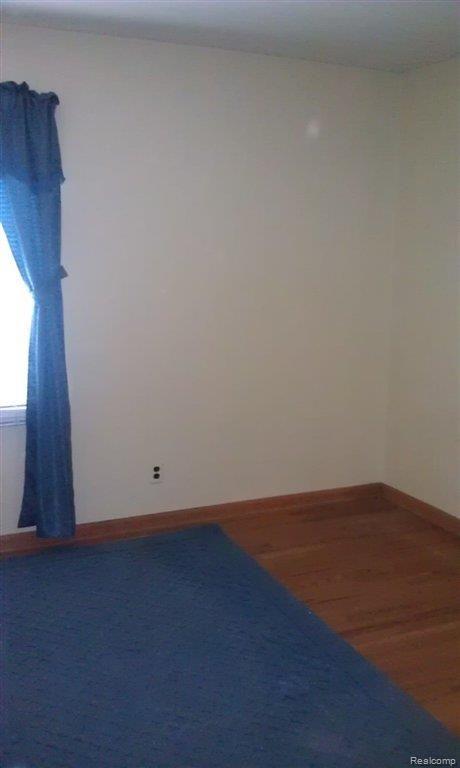 217 Chandler Street Romeo, MI 48065 - Photo 8 of 8 Bedroom2.jpg