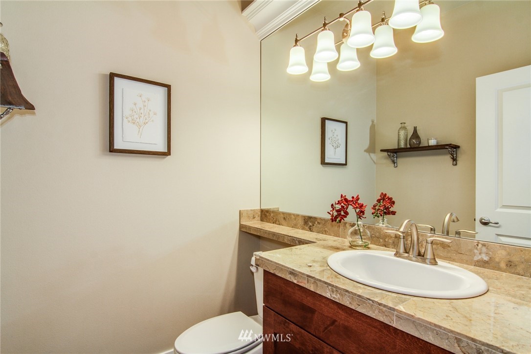 4100 Northeast 2nd Place Renton, WA 98059 - Photo 12 of 25