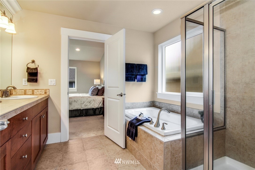 4100 Northeast 2nd Place Renton, WA 98059 - Photo 15 of 25