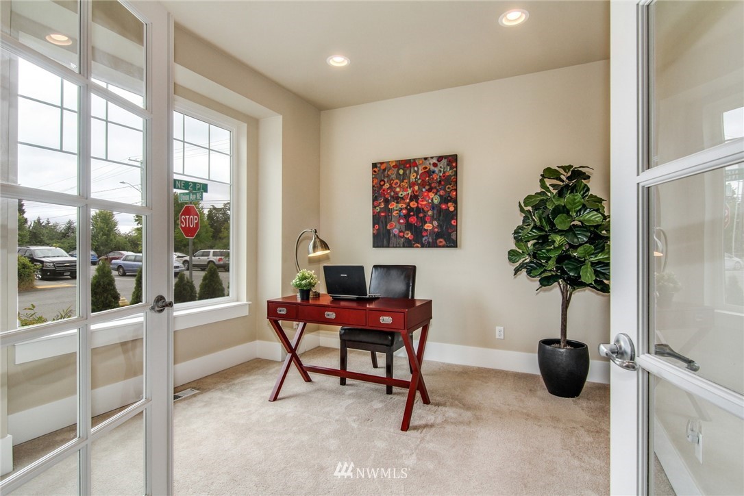 4100 Northeast 2nd Place Renton, WA 98059 - Photo 4 of 25