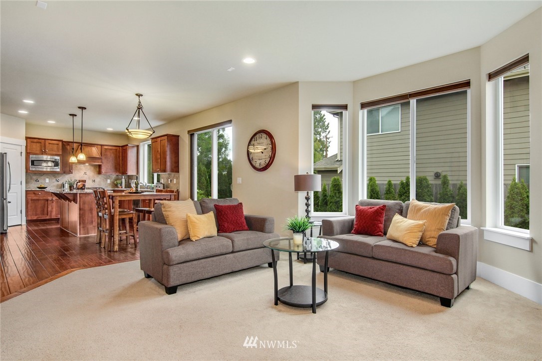 4100 Northeast 2nd Place Renton, WA 98059 - Photo 7 of 25