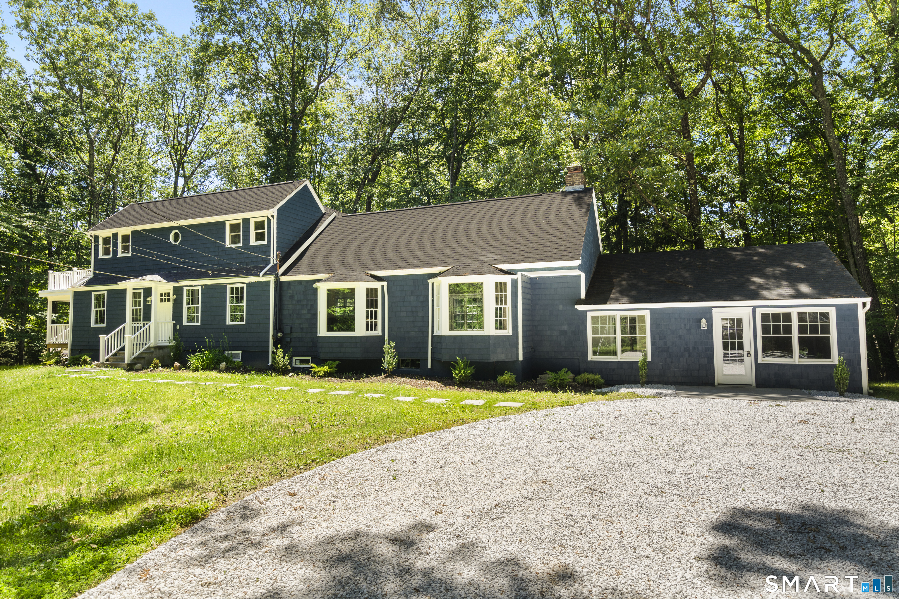 33 Old Stagecoach Road Redding, CT 06896 - Photo 3 of 40