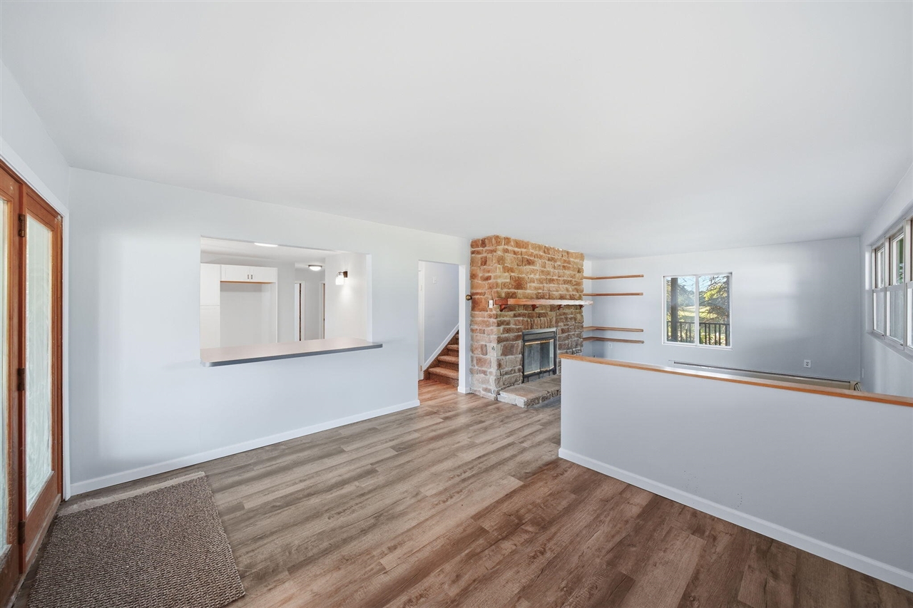 49300 Arkona Road Belleville, MI 48111 - Photo 8 of 77 Gallery Image 8