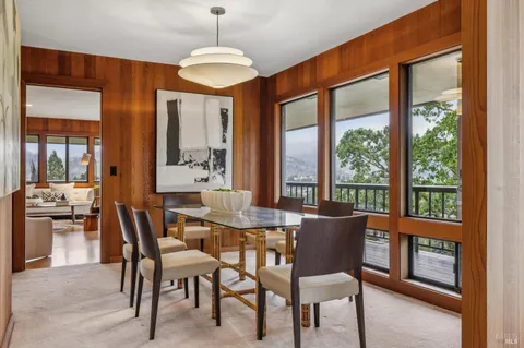 $1,348,000 | 401 Oak Brook Place, Santa Rosa, CA 95409