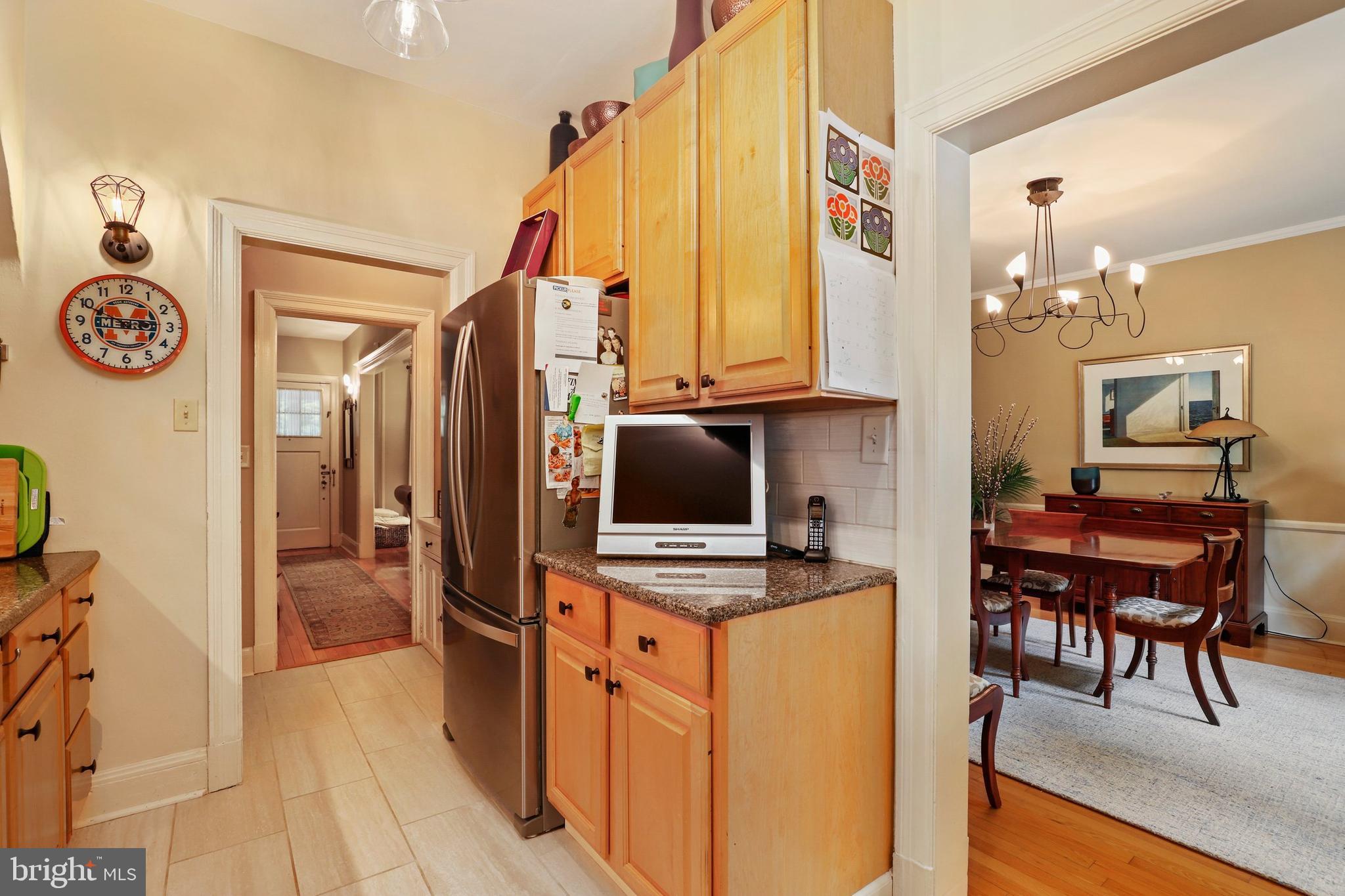 4217 Wickford Road Baltimore, MD 21210 - Photo 17 of 51
