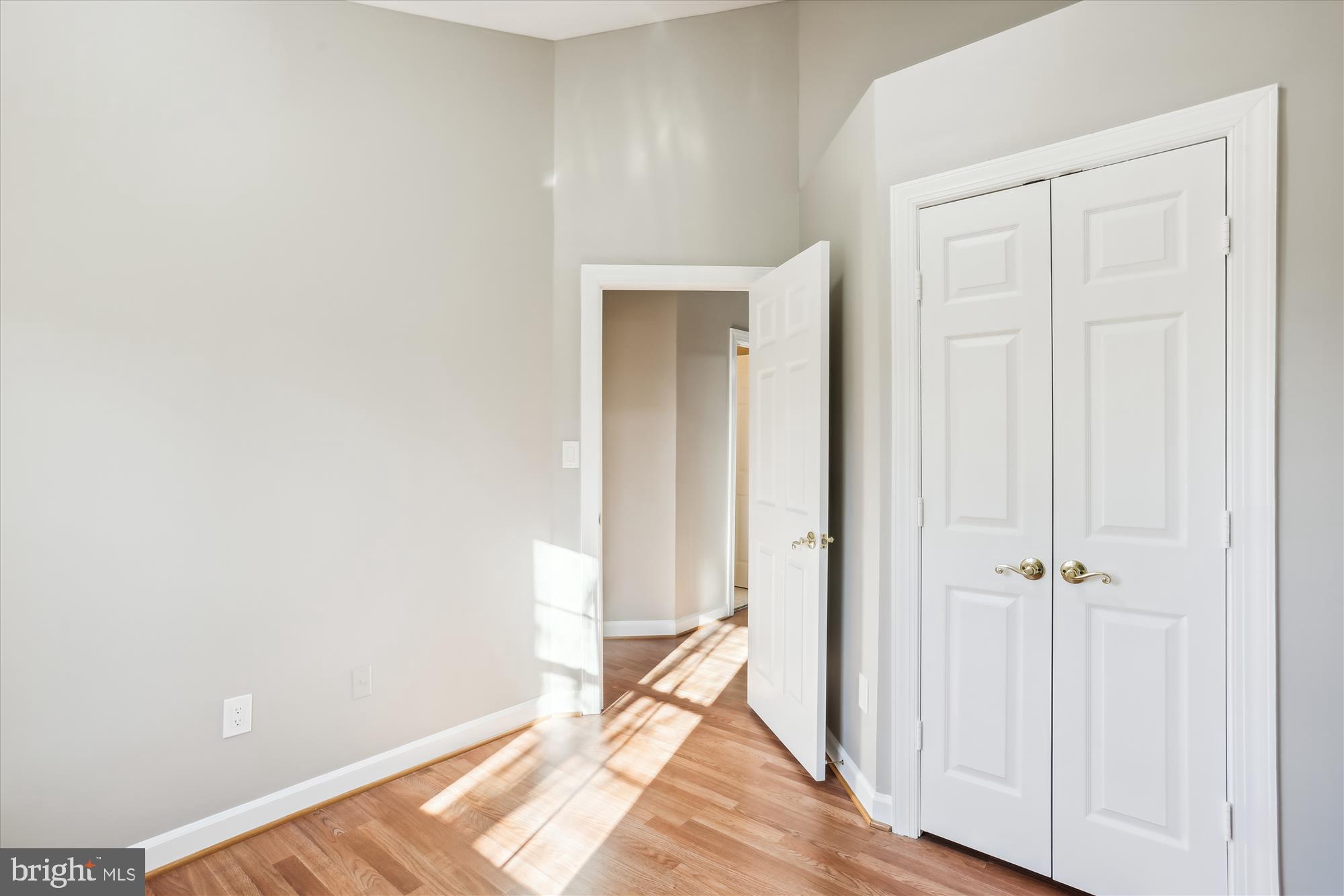 11225 Watermill Lane Silver Spring, MD 20902 - Photo 23 of 32 Bedroom 3