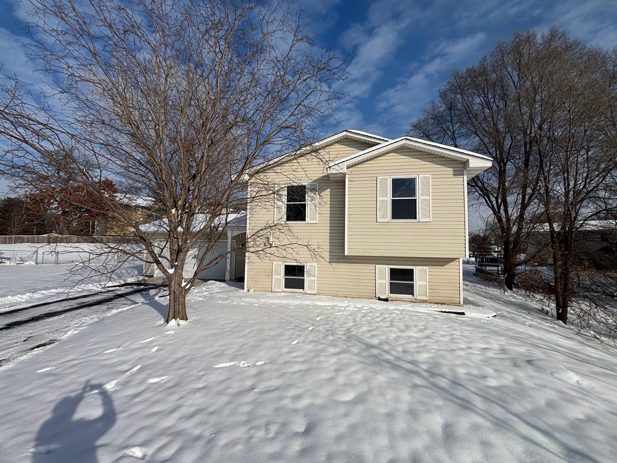 12287 Baltimore St Northeast  